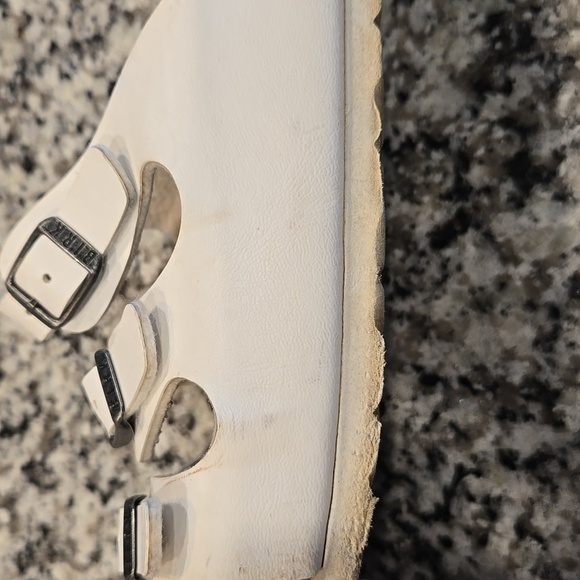 BIRKENSTOCK FLORIDA BIRKO-FLOR WHITE SANDALS. SIZE 38 = 7-8. - Picture 10 of 13